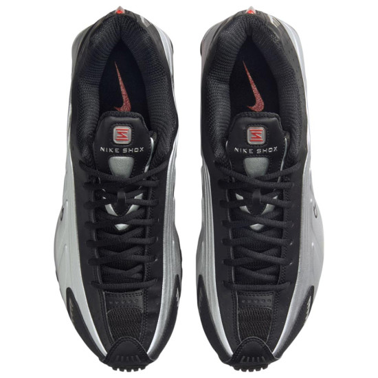 Nike Shox R4